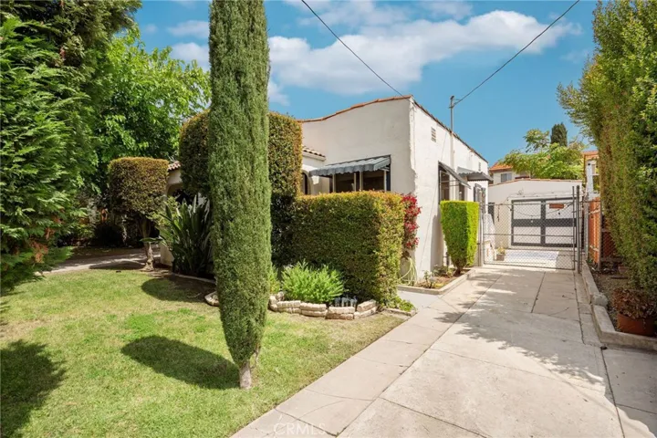 1323 5th Street, Glendale, California 91201