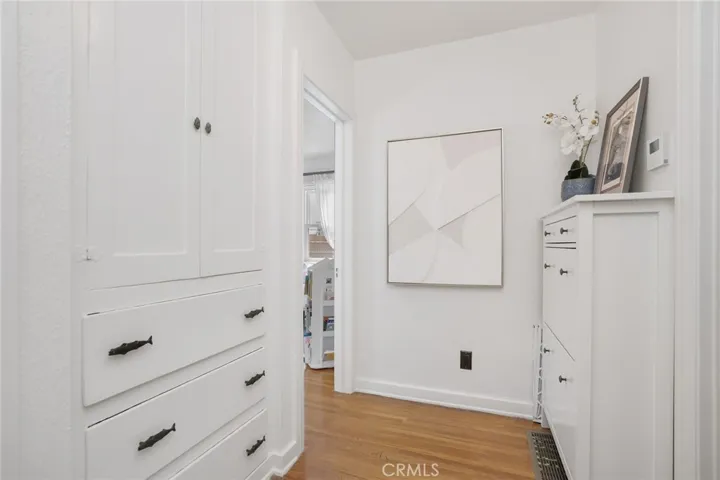 1323 5th Street, Glendale, California 91201