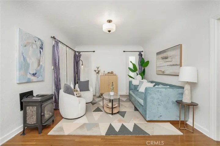 1323 5th Street, Glendale, California 91201