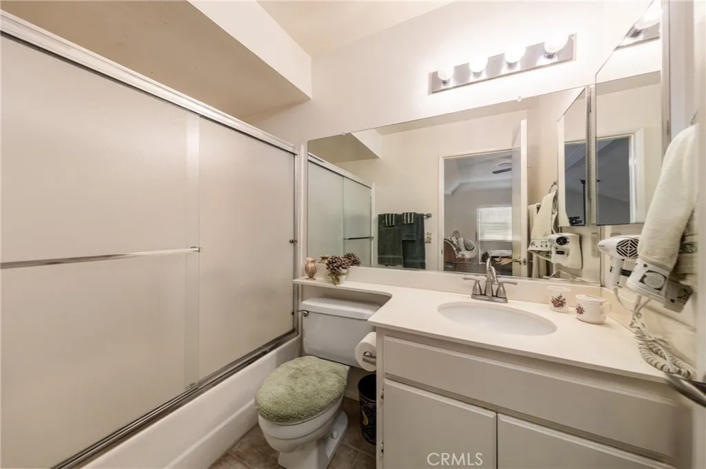 5130 Savannah Drive, Banning, California 92220 home-pic-20