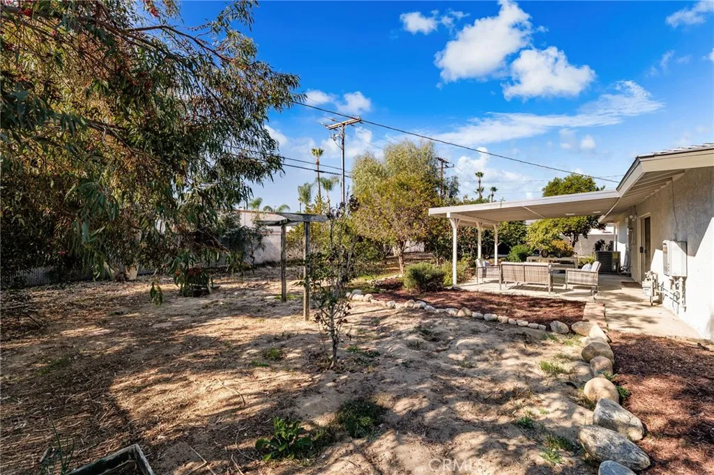 10696 Lilac, Loma Linda, California 92354 home-pic-25