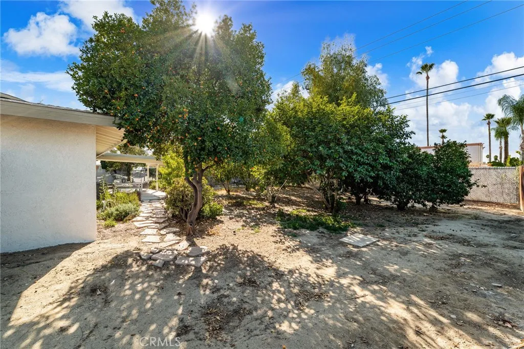 10696 Lilac, Loma Linda, California 92354 home-pic-26