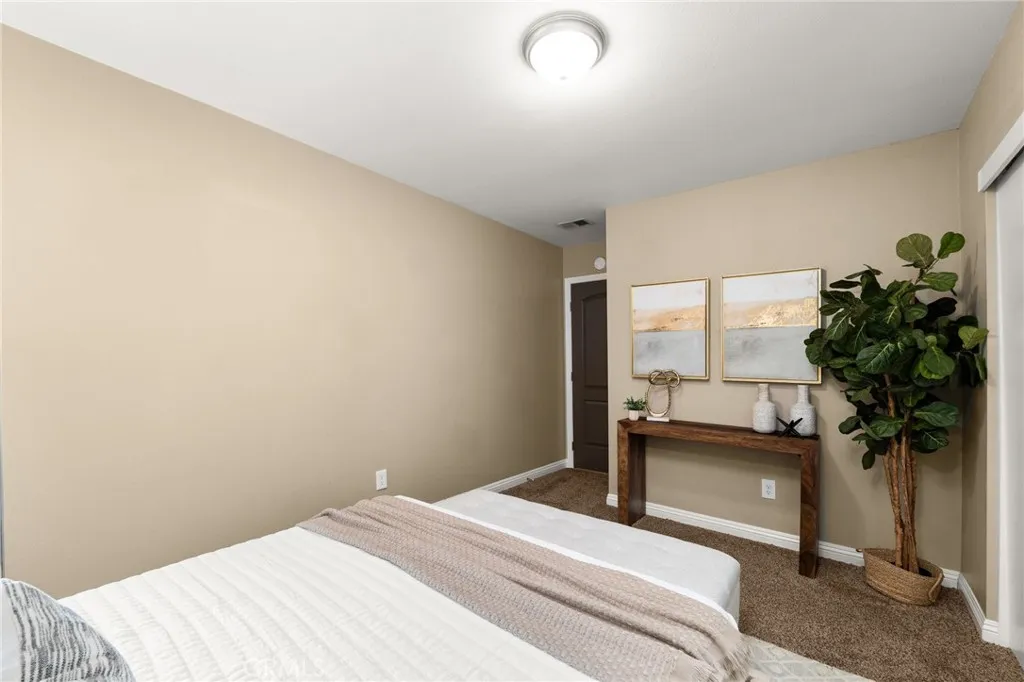 10696 Lilac, Loma Linda, California 92354 home-pic-18