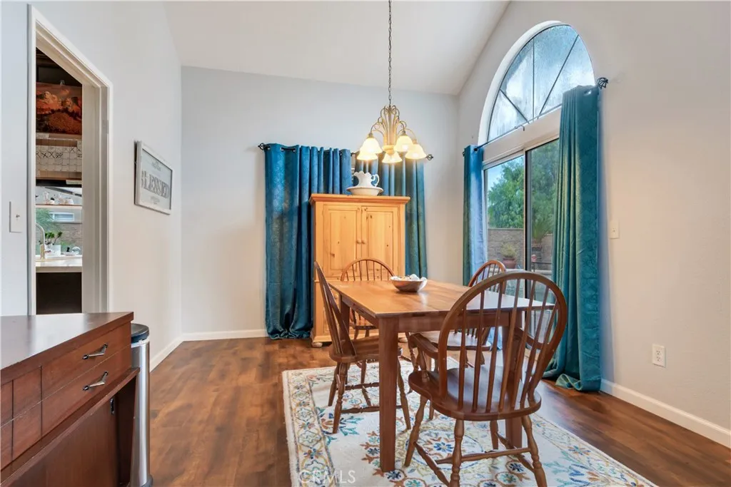 1617 Waterford, Redlands, California 92374 home-pic-4