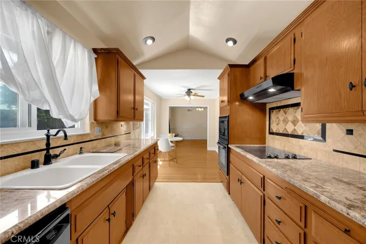 1716 N Canyon, Fullerton, California 92833