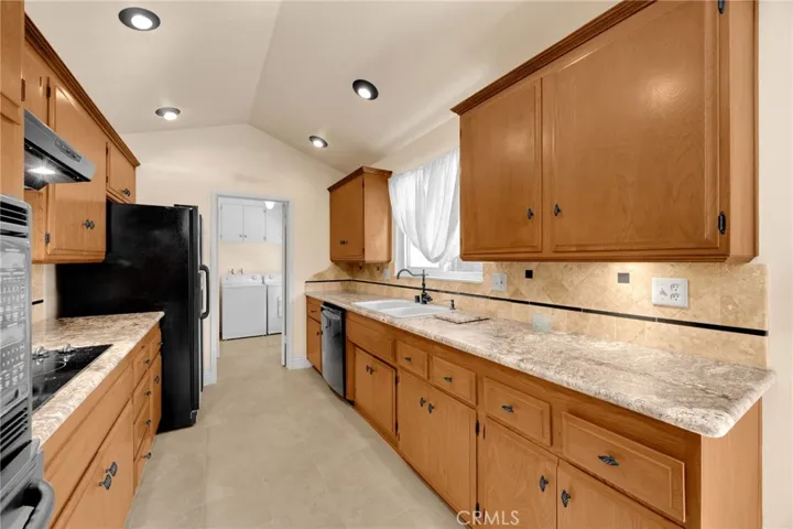 1716 N Canyon, Fullerton, California 92833