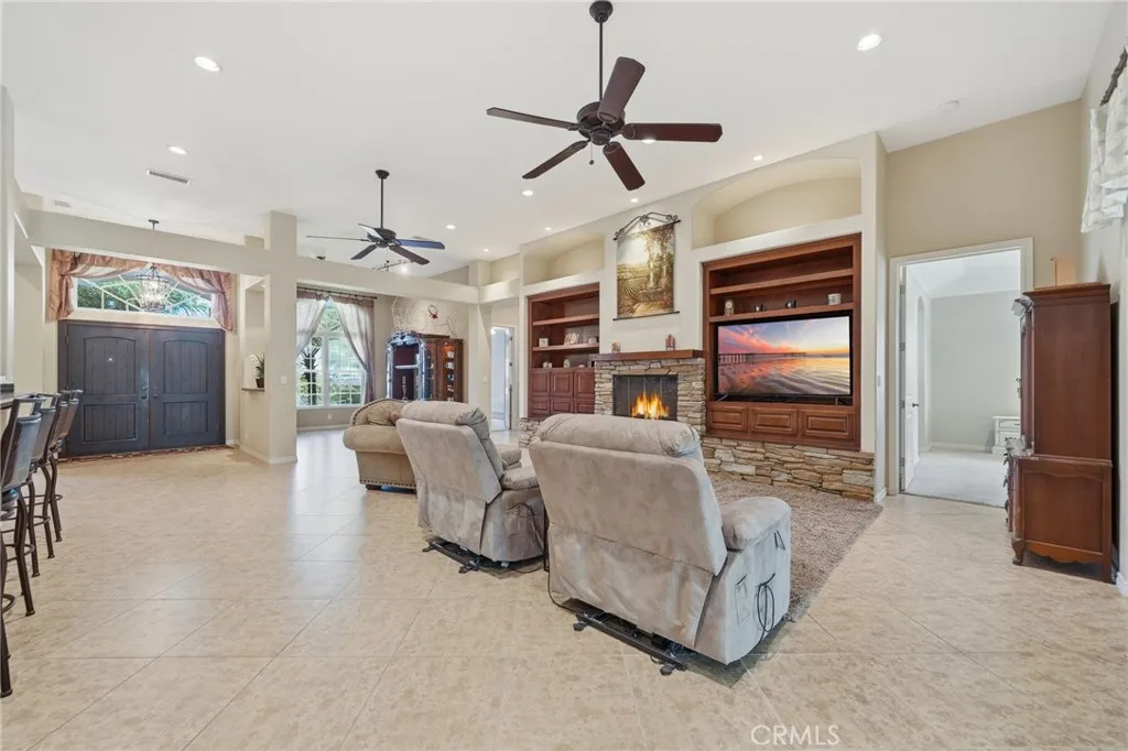 27951 Patti, Menifee, California 92585 home-pic-12