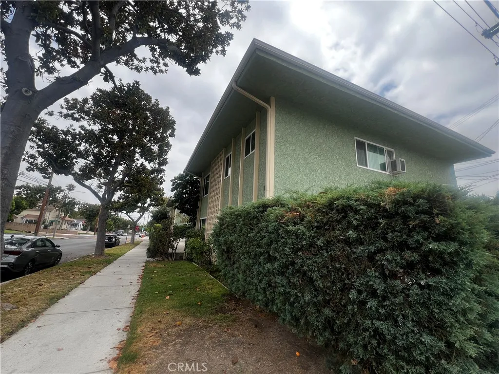 603 N Kenneth, Burbank, California 91501 home-pic-0
