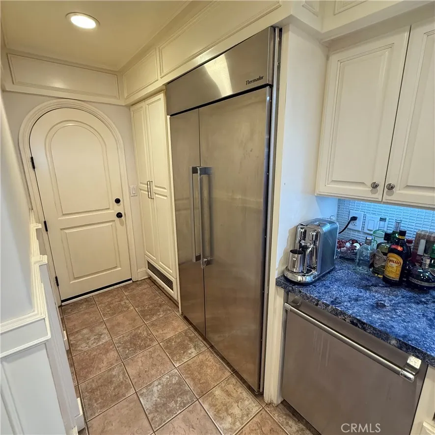25225 Avenida Dorena, Newhall, California 91321 home-pic-15