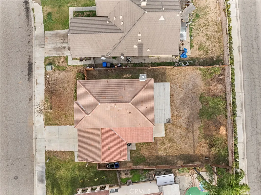 236 E Manchester Lane, San Bernardino, California 92408 home-pic-16