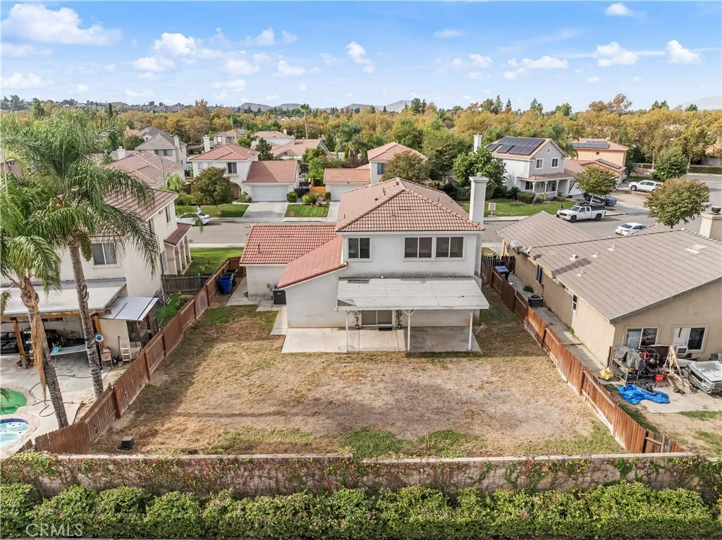 236 E Manchester Lane, San Bernardino, California 92408 home-pic-17