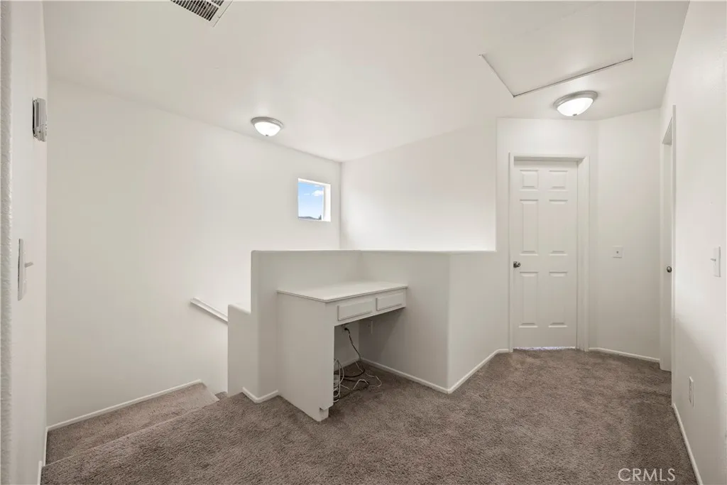 236 E Manchester Lane, San Bernardino, California 92408 home-pic-21