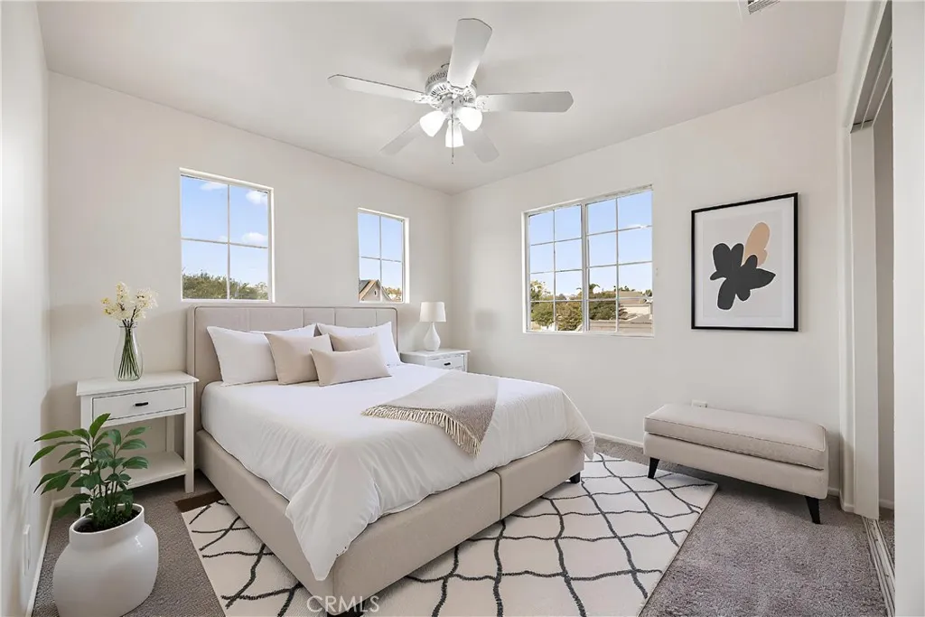 236 E Manchester Lane, San Bernardino, California 92408 home-pic-9