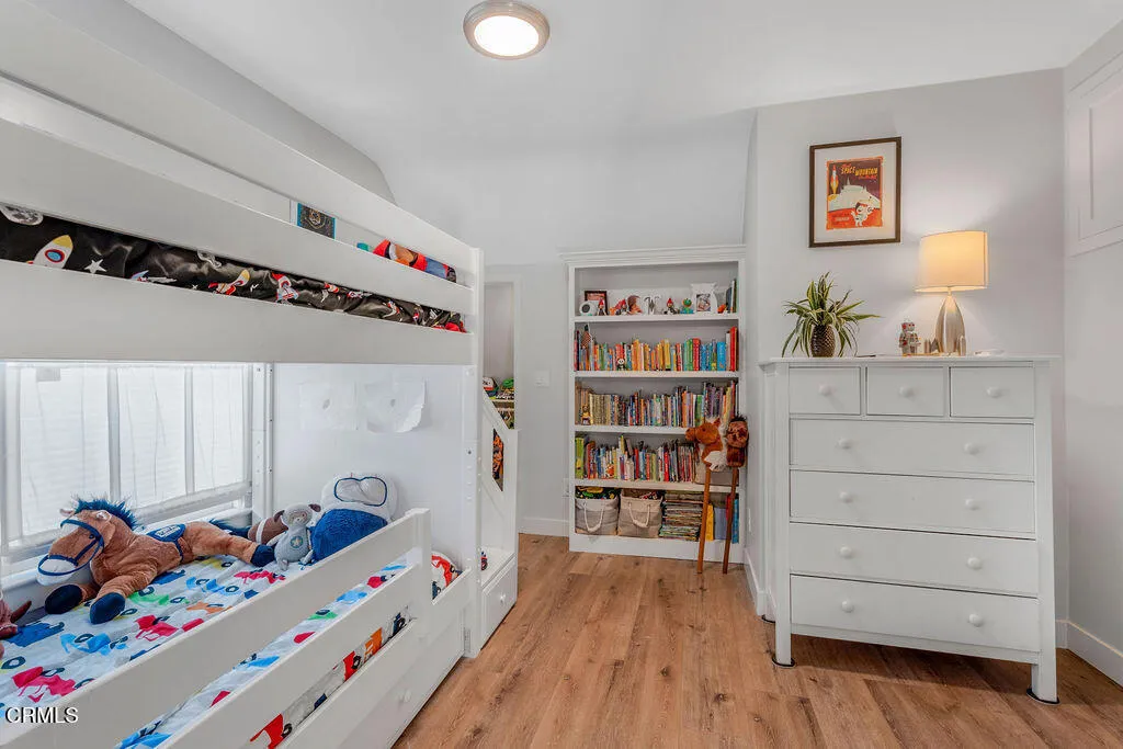 3500 Fairchild Street, La Crescenta, California 91214 home-pic-20