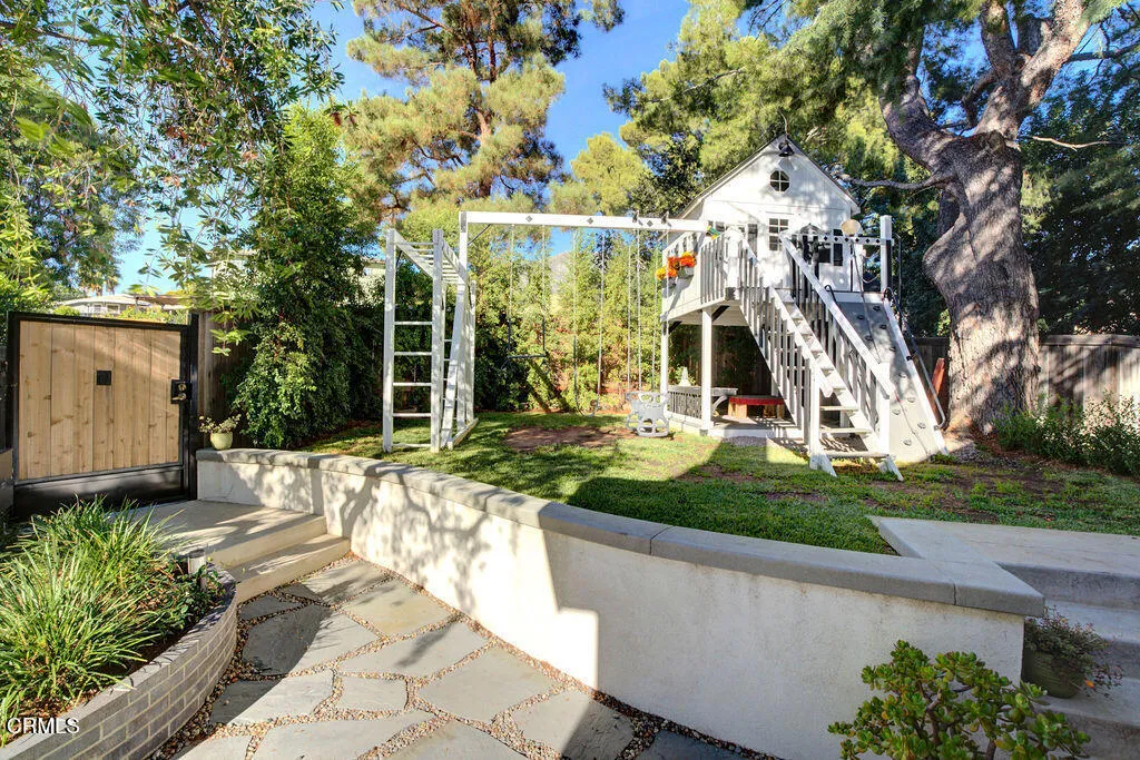 3500 Fairchild Street, La Crescenta, California 91214 home-pic-30