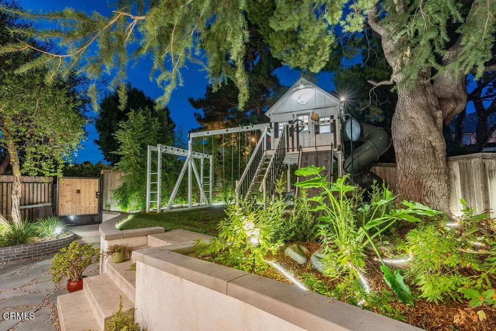 3500 Fairchild Street, La Crescenta, California 91214 home-pic-2