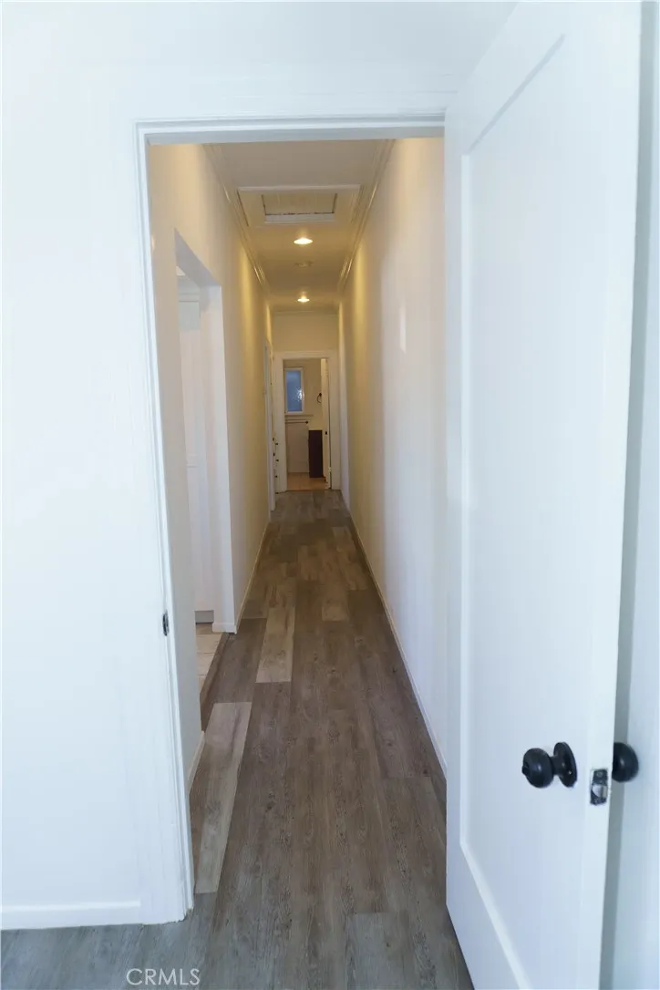 5700 Cimarron St, Los Angeles, California 90062 home-pic-8