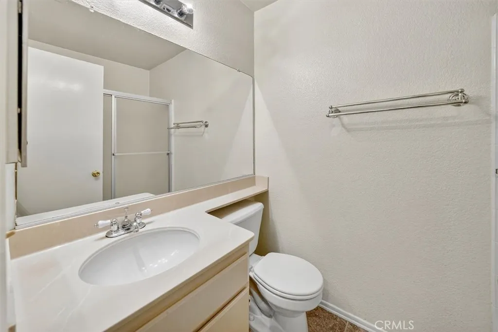 25126 Steinbeck Avenue D, Stevenson Ranch, California 91381 home-pic-9