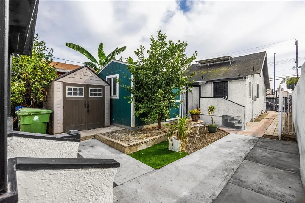 1257 E 51st, Los Angeles, California 90011 home-pic-15