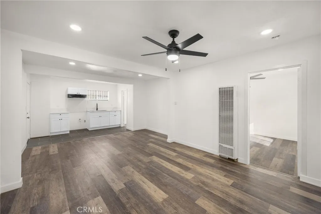 1257 E 51st, Los Angeles, California 90011 home-pic-18