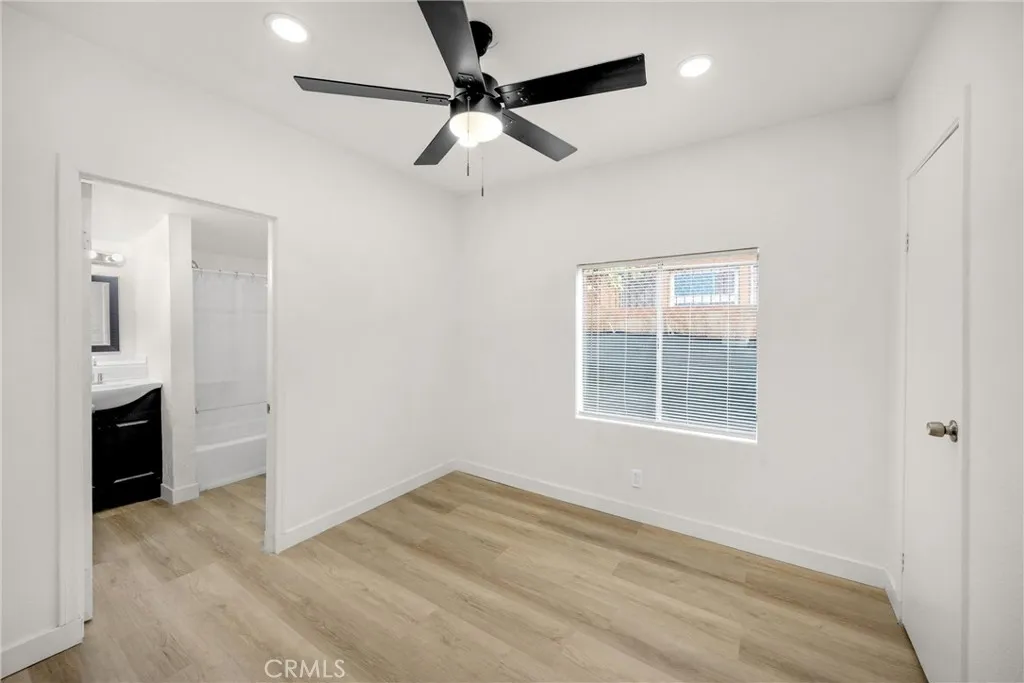1257 E 51st, Los Angeles, California 90011 home-pic-7