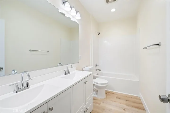 3175 E Yountville, Ontario, California 91761