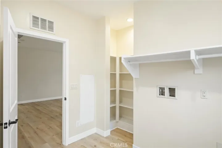 3175 E Yountville, Ontario, California 91761