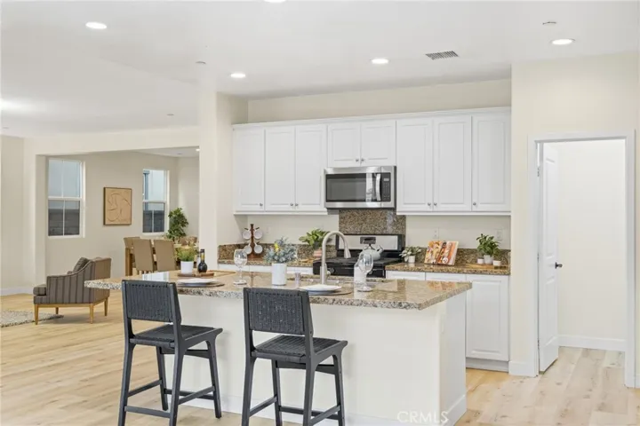 3175 E Yountville, Ontario, California 91761