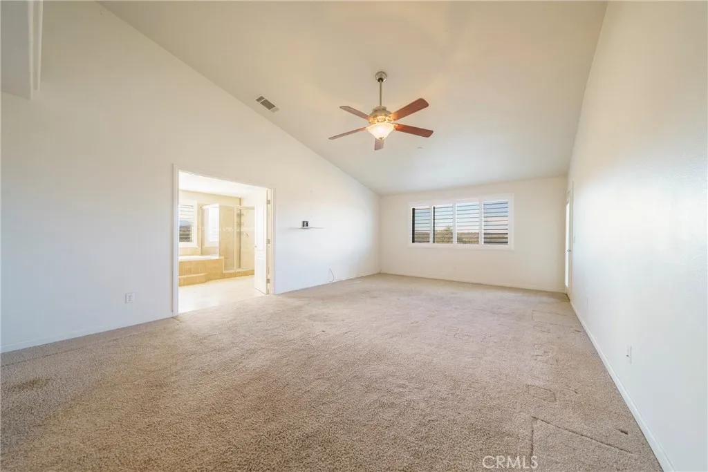 5378 Bellflower Street, Oak Hills, California 92344 home-pic-32