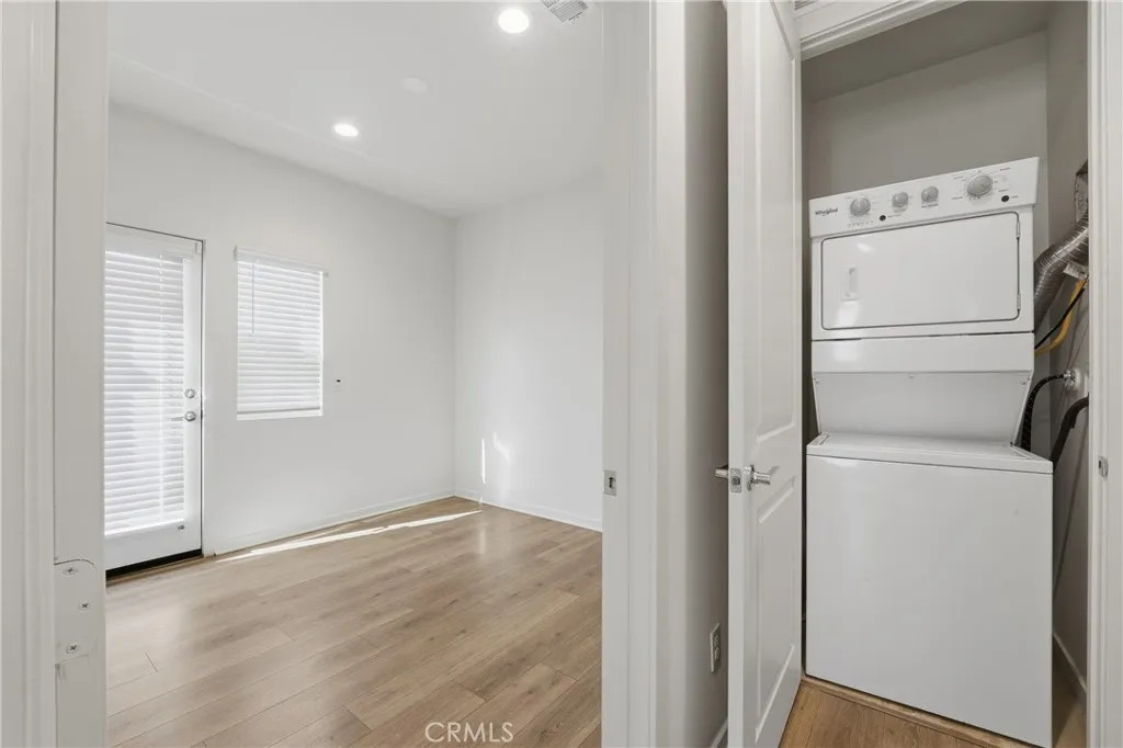 28368 Harvest Gold Court, Menifee, California 92584 home-pic-41