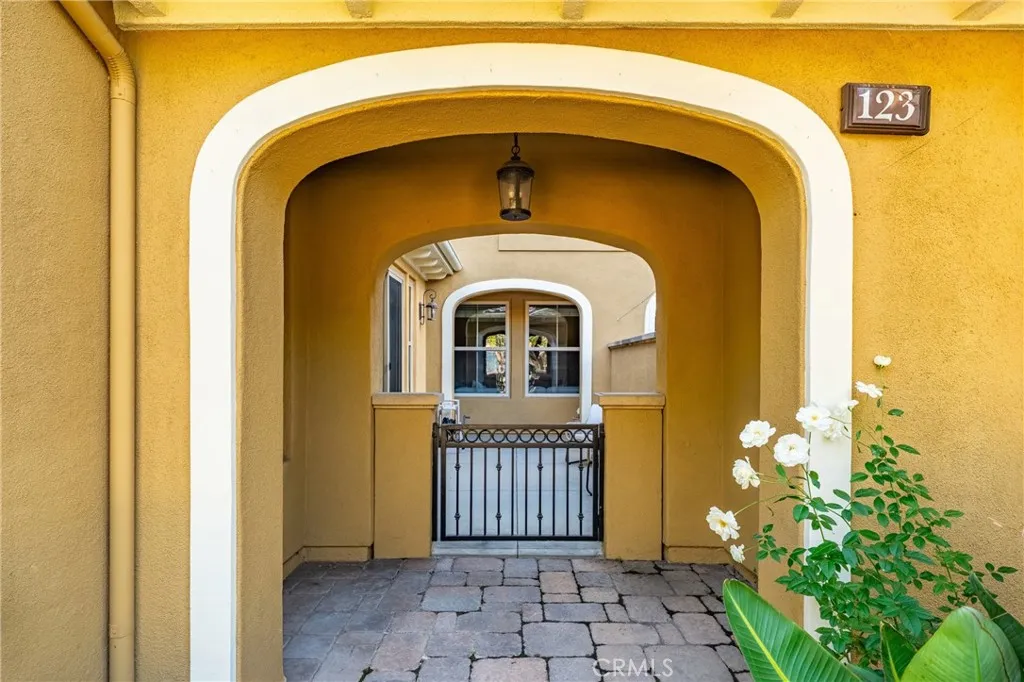 123 Chantilly, Irvine, California 92620 home-pic-27