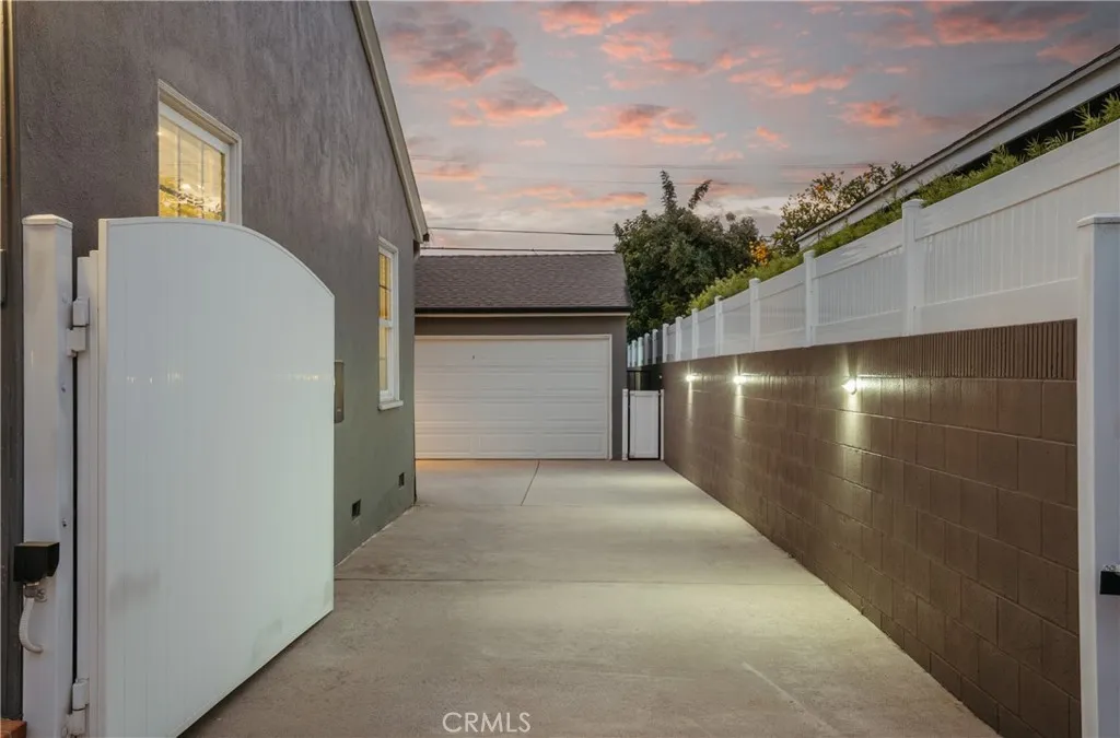 263 S Grand Avenue, Glendora, California 91741 home-pic-42