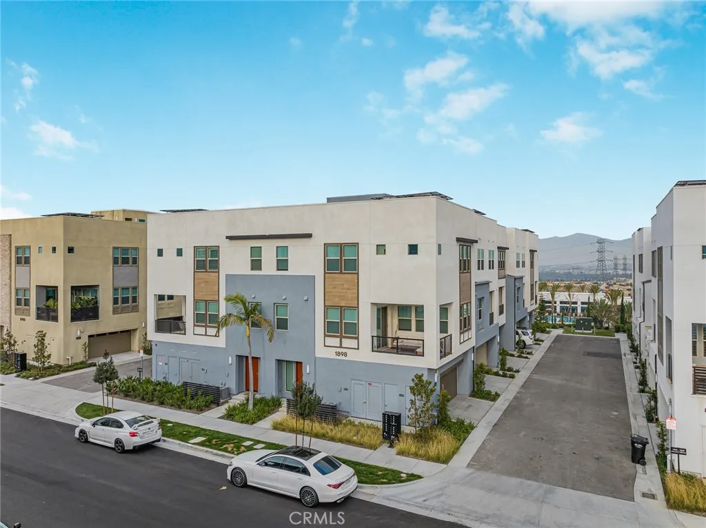 1888 Hollyleaf Ter, Montebello, California 90640 home-pic-5