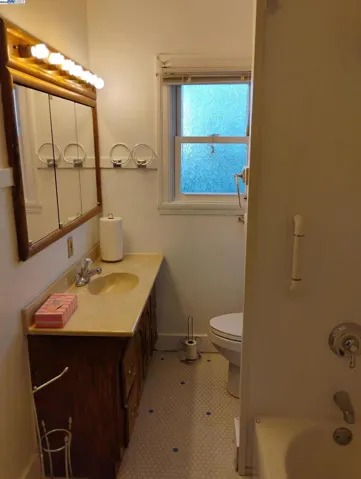 2621 66th Avenue, Oakland, California 94605