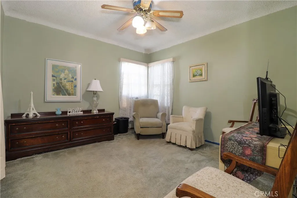 6647 Hereford Drive, East Los Angeles, California 90022 home-pic-9