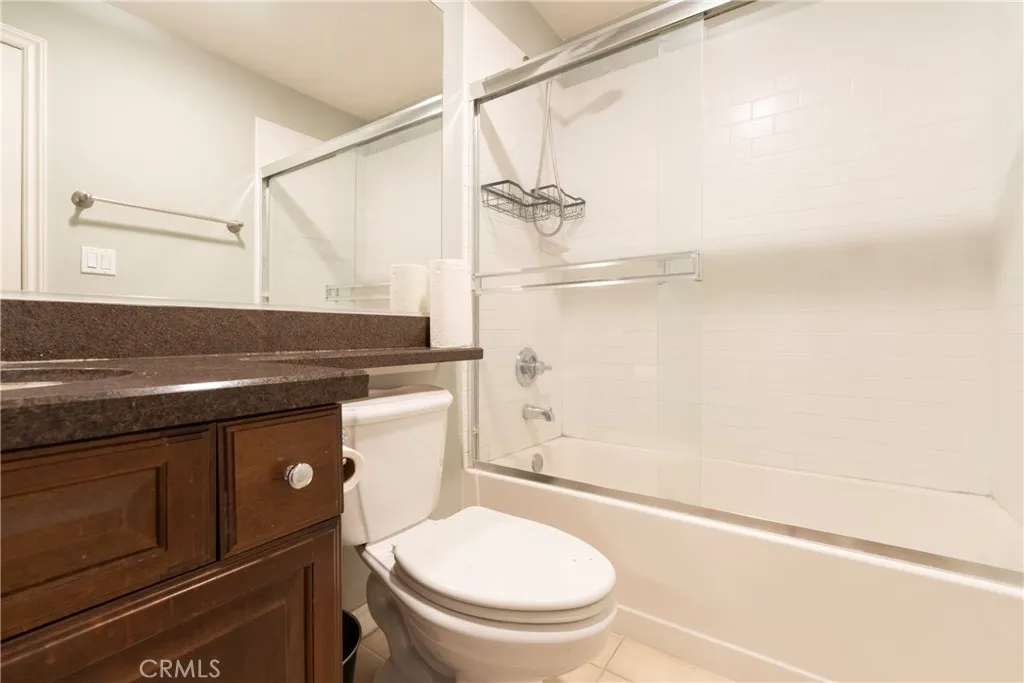 89 E Commonwealth 1d, Alhambra, California 91801 home-pic-16