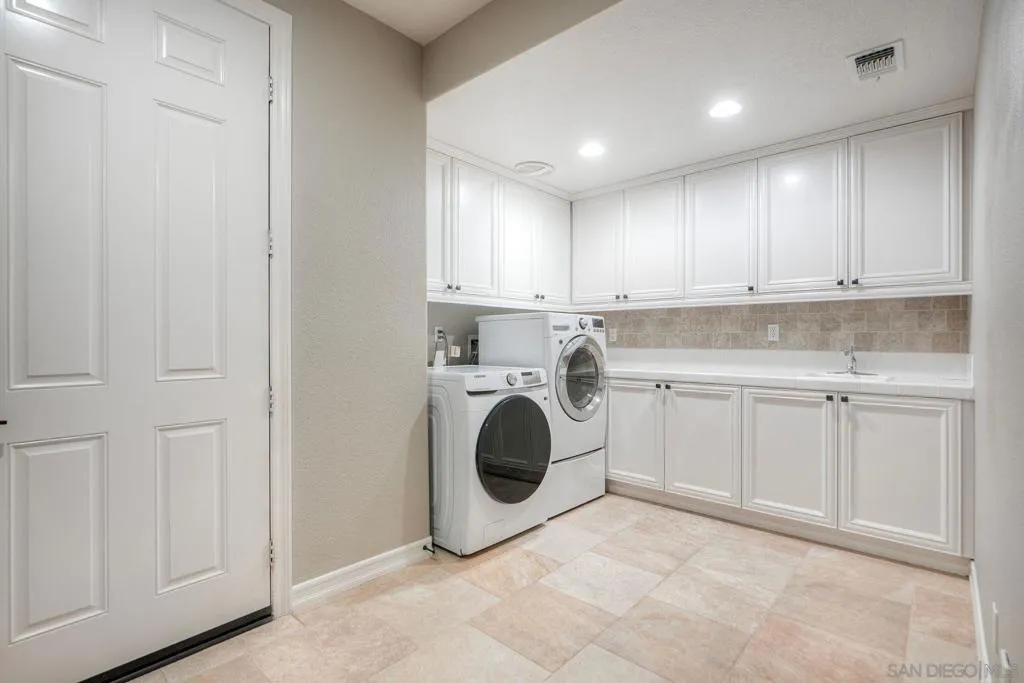 7327 Circulo Papayo, Carlsbad, California 92009 home-pic-28