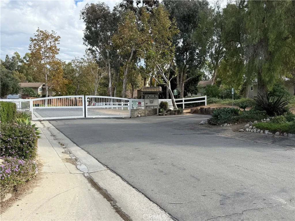 1645 N Gymkhana, Orange, California 92869 home-pic-56