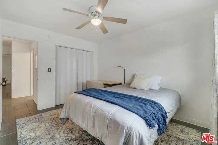 8121 Canby Avenue 4, Reseda, California 91335