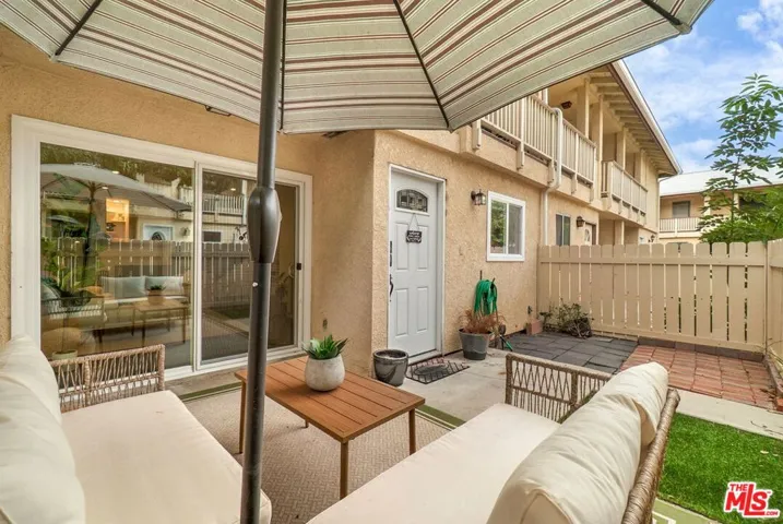 8121 Canby Avenue 4, Reseda, California 91335