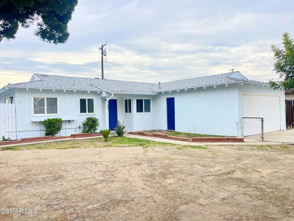 2057 Magnolia Street, Simi Valley, California 93065 home-pic-2