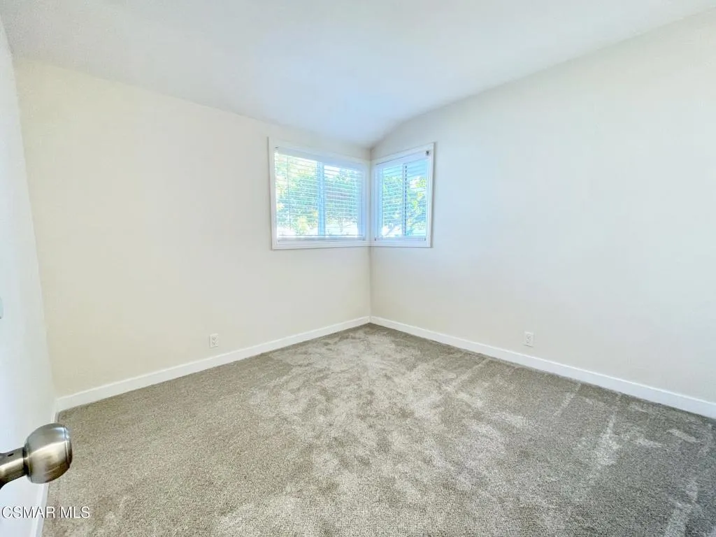 2057 Magnolia Street, Simi Valley, California 93065 home-pic-15