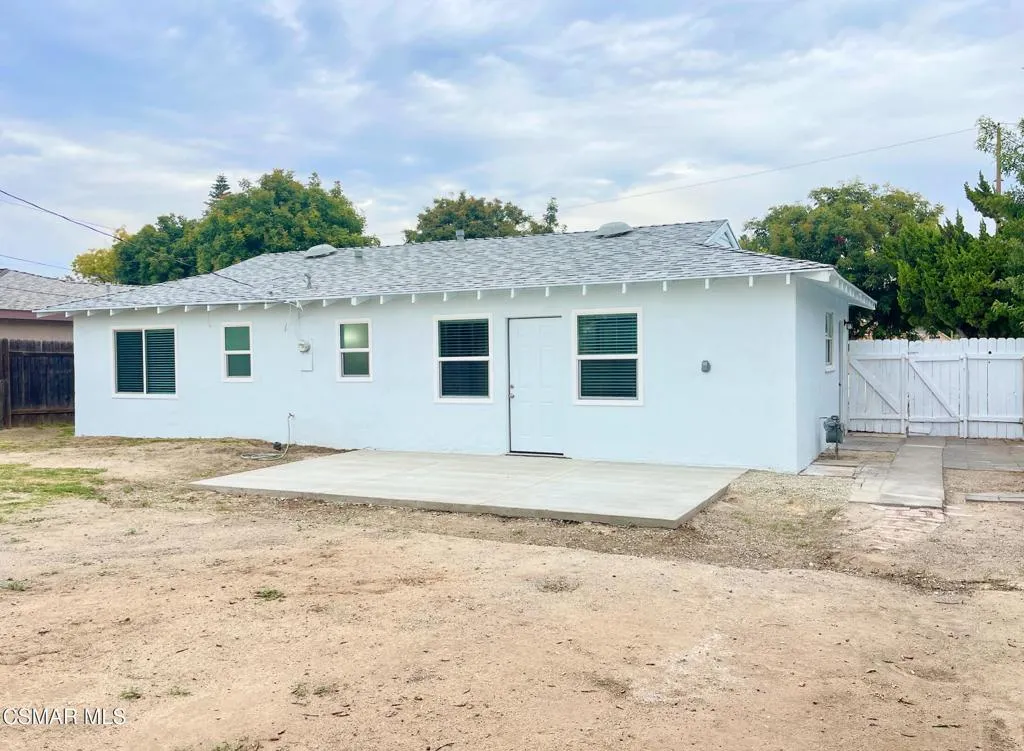 2057 Magnolia Street, Simi Valley, California 93065 home-pic-18