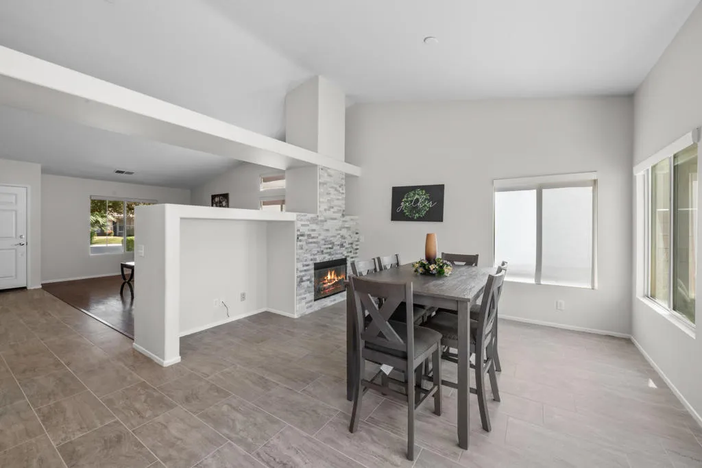 80669 Freedom Avenue, Indio, California 92201 home-pic-13