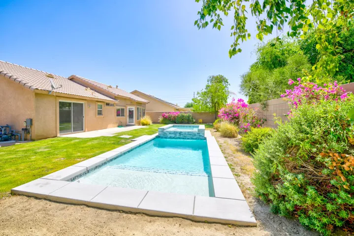 80669 Freedom Ave MLS-32