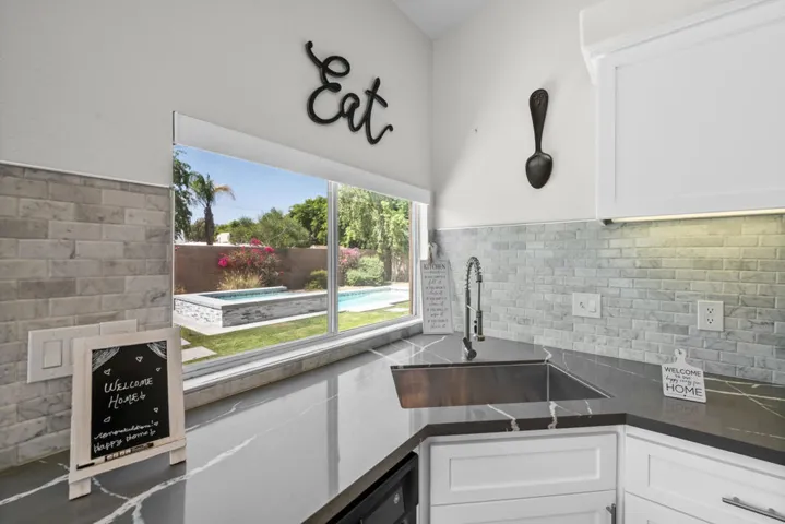 80669 Freedom Ave MLS-16