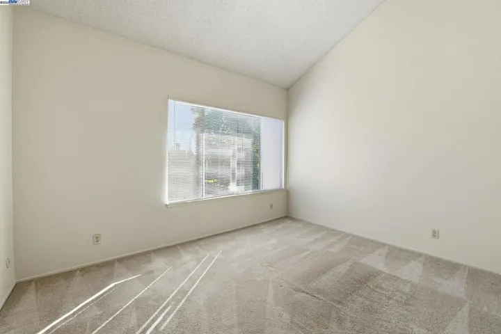 93 Cassia Dr, Hayward, California 94544