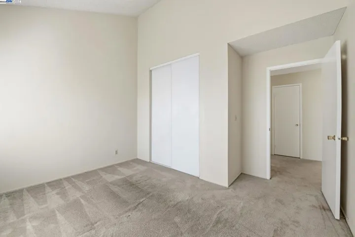 93 Cassia Dr, Hayward, California 94544