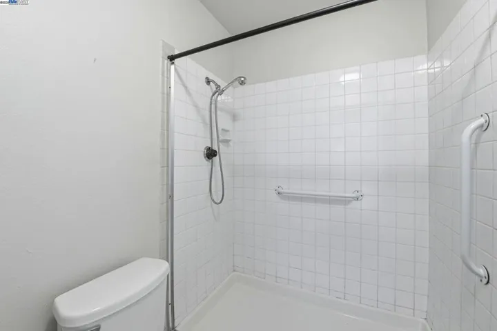 93 Cassia Dr, Hayward, California 94544