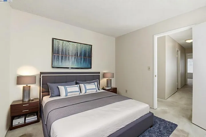 93 Cassia Dr, Hayward, California 94544